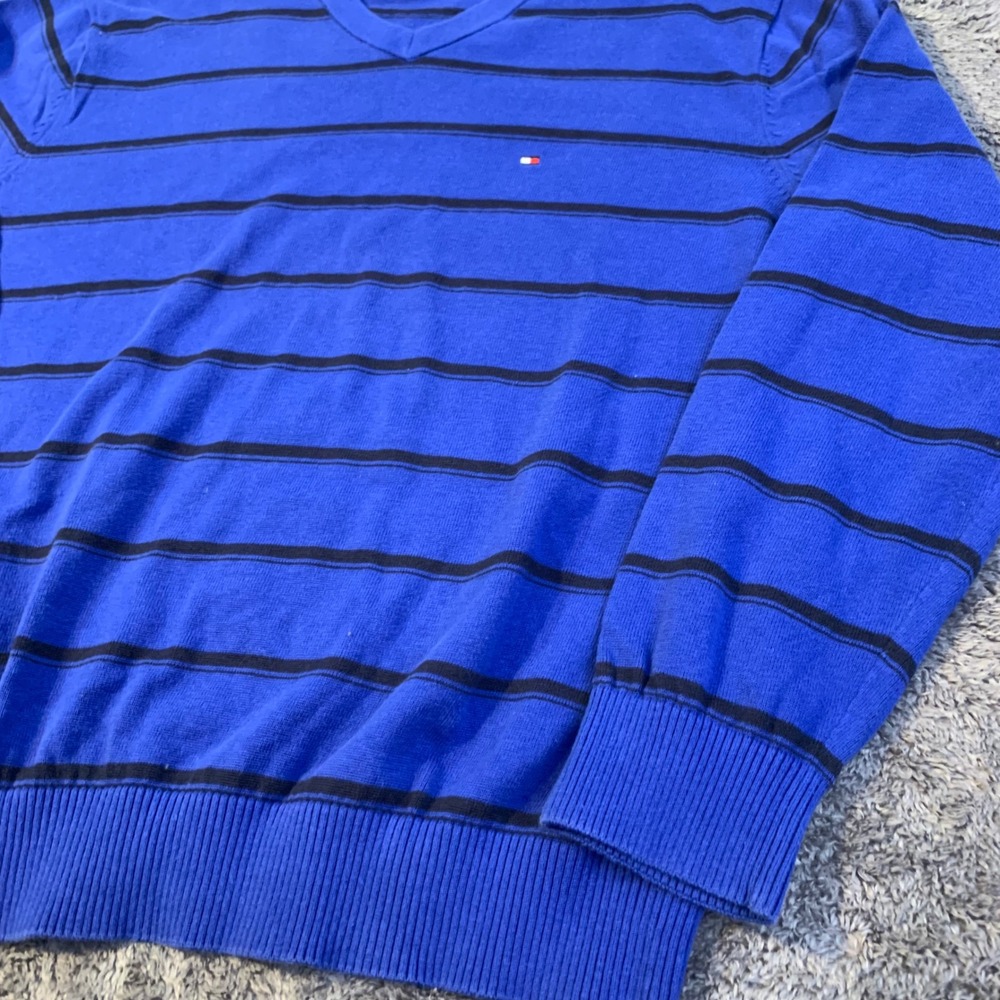 Tommy Hilfiger Mens XL Blue Striped V-Neck Cotton Knit Sweater Classic Fit - Picture 5 of 8